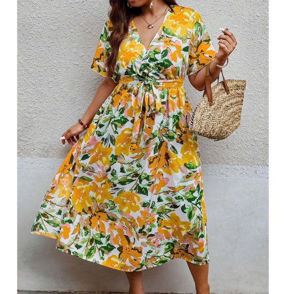 Butterfly Sleeve Belted Split Dress main image 1